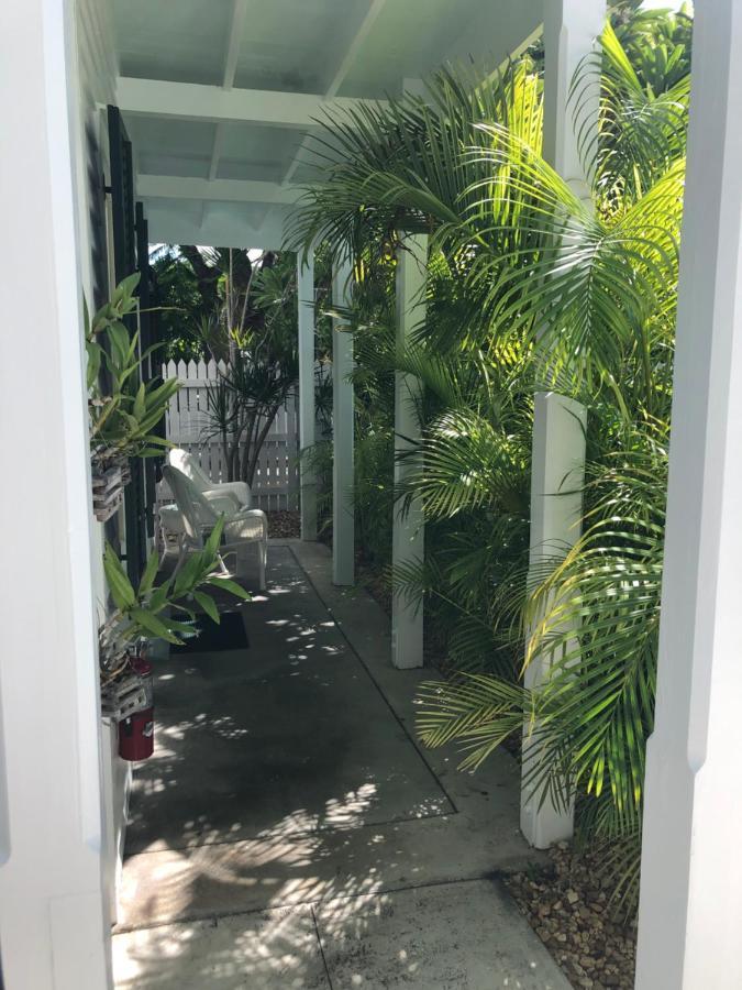 The Conch House Heritage Inn Key West Exterior photo